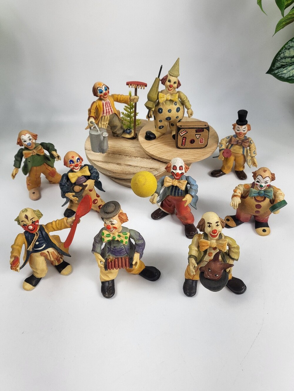 10 Circus Clowns by ANRI Toriart- Handpainted Resin Whimsical Late Century Italy